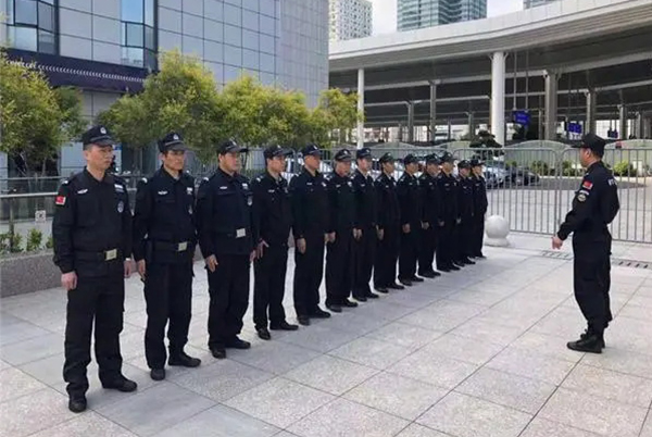房地產保安公司如何平衡隱私保護與服務響應？